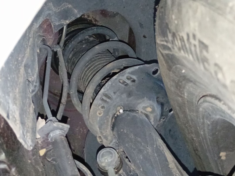 Recambio de amortiguador delantero derecho para volkswagen tiguan (ad1, ax1) 1.4 tsi referencia OEM IAM   