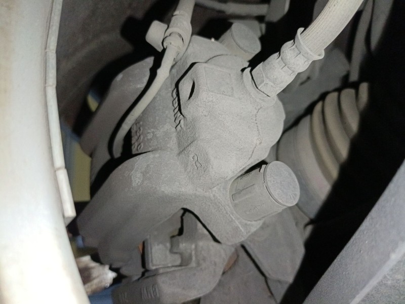 Recambio de pinza freno trasera derecha para bmw 1 (f20) 116 d referencia OEM IAM   