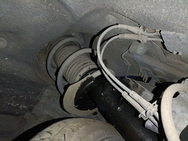 Recambio de amortiguador delantero izquierdo para bmw 1 (f20) 116 d referencia OEM IAM   