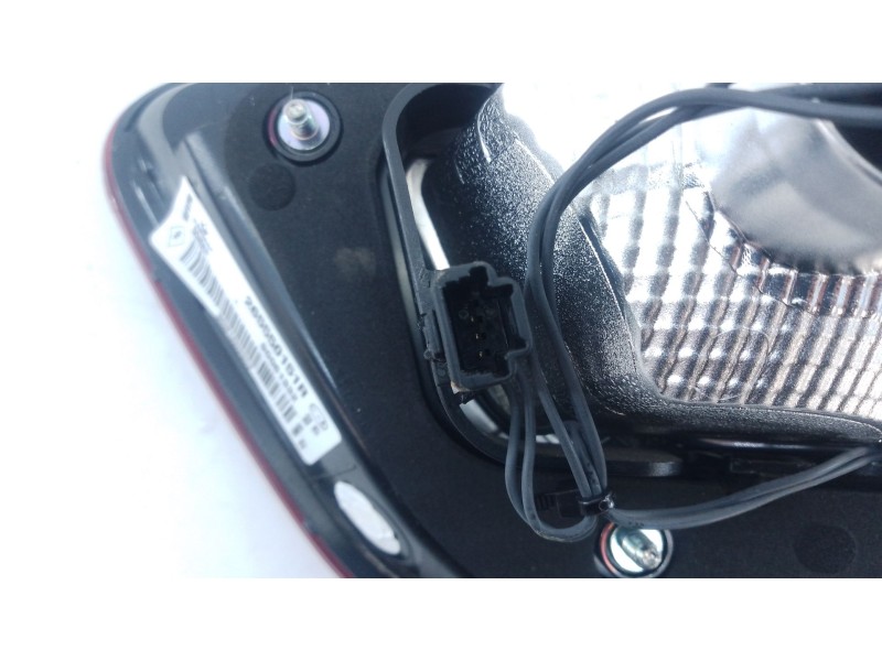 Recambio de piloto trasero izquierdo porton para renault kadjar (ha_, hl_) 1.5 dci 110 (hla3) referencia OEM IAM   