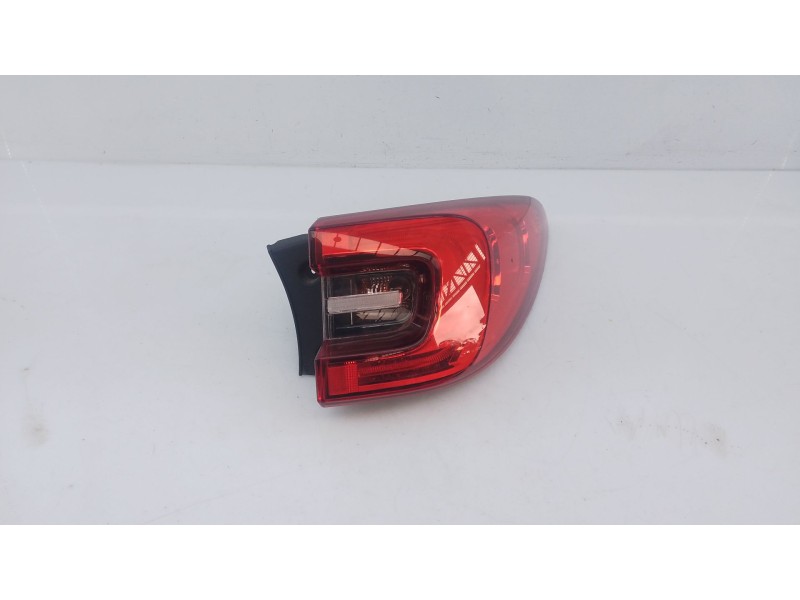 Recambio de piloto trasero derecho para renault kadjar (ha_, hl_) 1.5 dci 110 (hla3) referencia OEM IAM   