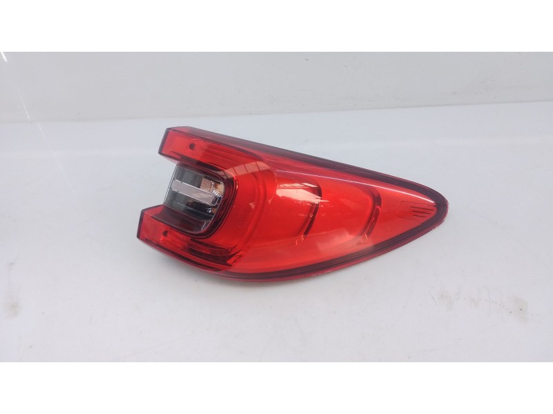 Recambio de piloto trasero derecho para renault kadjar (ha_, hl_) 1.5 dci 110 (hla3) referencia OEM IAM   