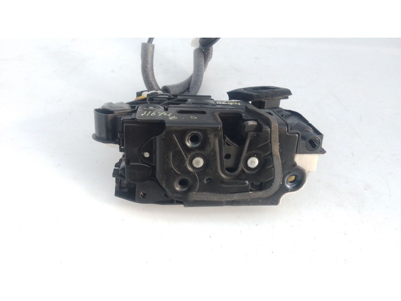 Recambio de cerradura puerta delantera derecha para skoda rapid active referencia OEM IAM   