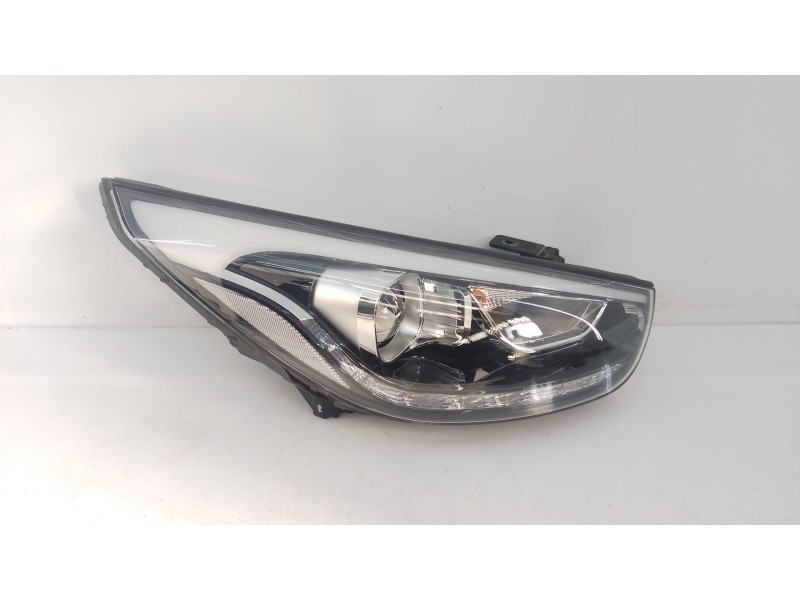 Recambio de faro derecho para hyundai ix35 (lm, el, elh) 1.7 crdi referencia OEM IAM   
