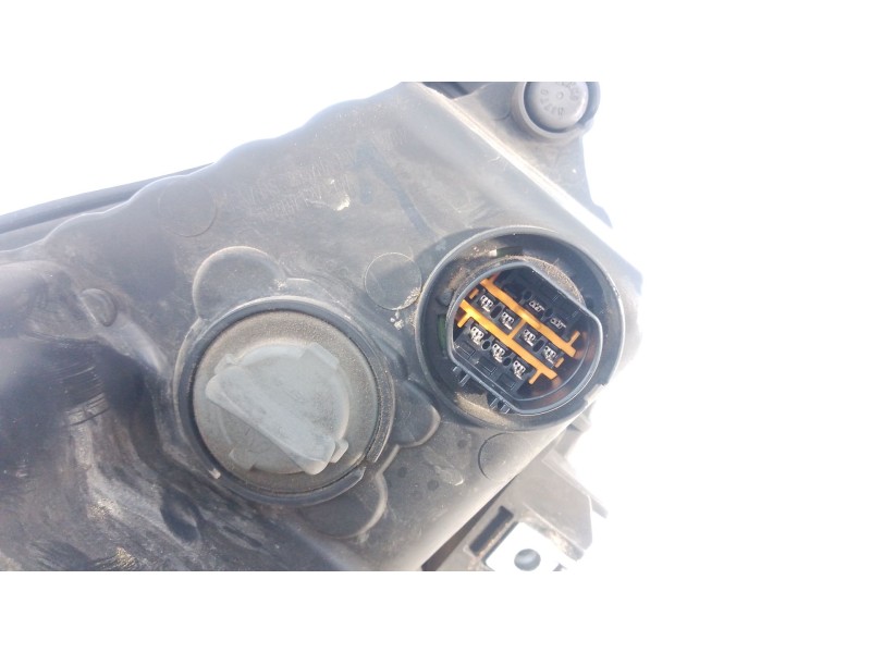 Recambio de faro izquierdo para hyundai ix35 (lm, el, elh) 1.7 crdi referencia OEM IAM   