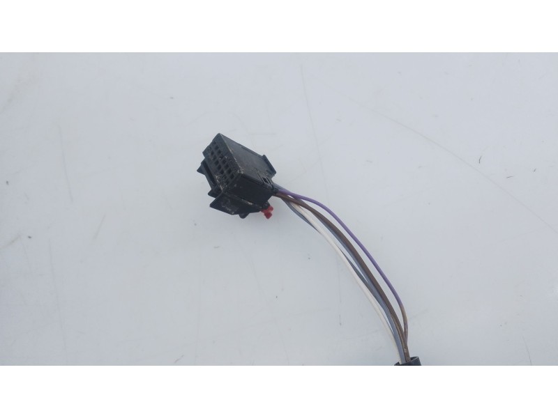Recambio de retrovisor izquierdo electrico para volkswagen caddy furgón/kombi kasten bmt referencia OEM IAM   