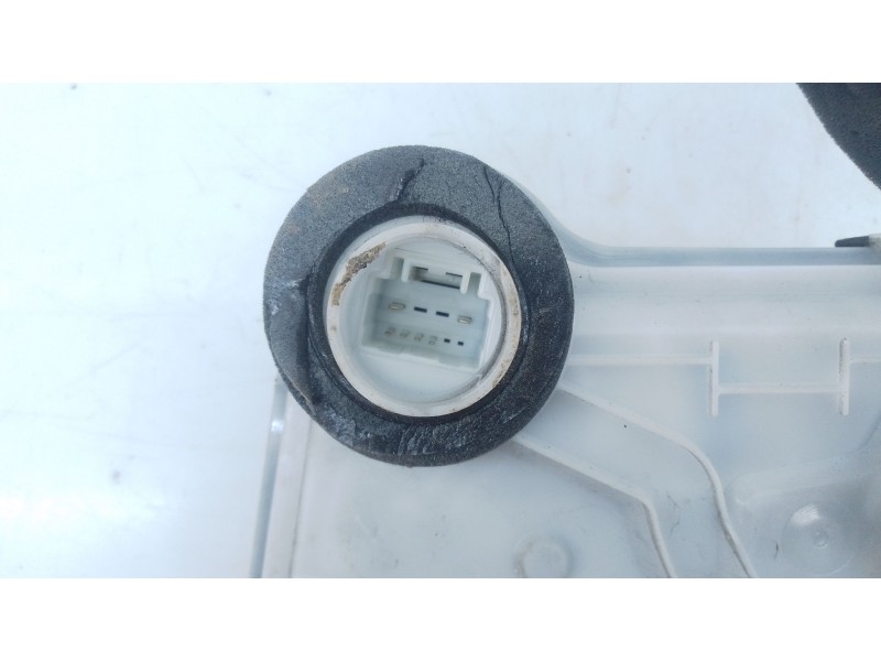 Recambio de cerradura puerta delantera izquierda para toyota prius plus (_w4_) 1.8 hybrid (zvw40w, zvw41w) referencia OEM IAM   