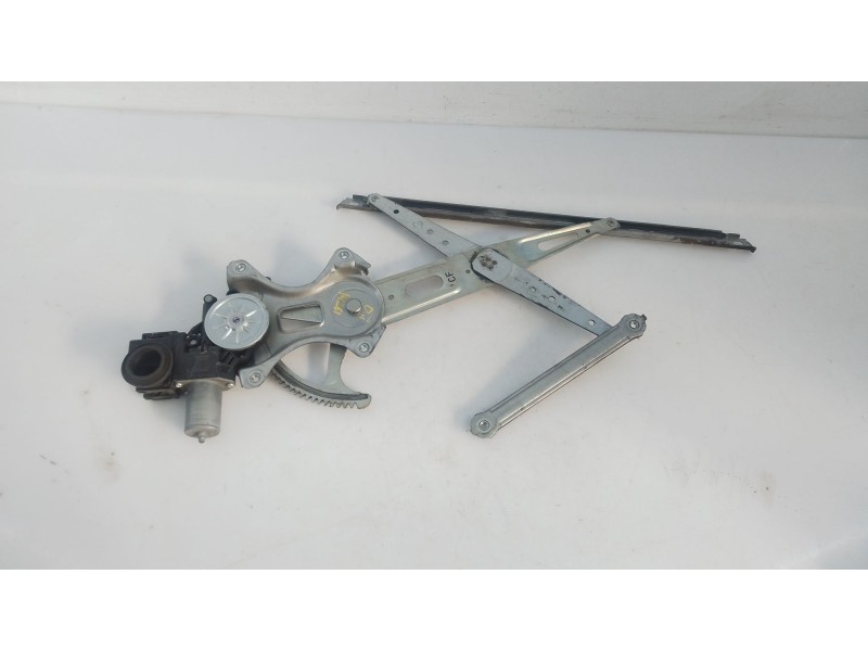 Recambio de elevalunas delantero izquierdo para toyota prius plus (_w4_) 1.8 hybrid (zvw40w, zvw41w) referencia OEM IAM   