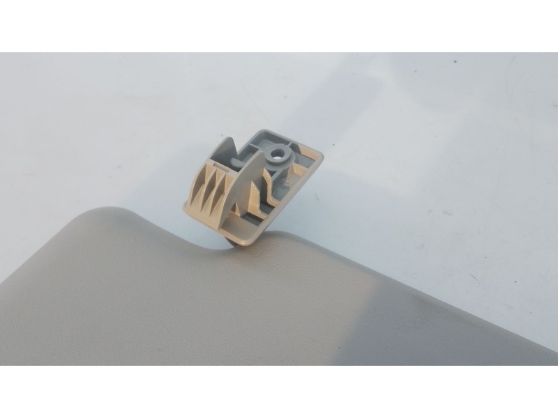 Recambio de parasol derecho para renault kadjar (ha_, hl_) 1.5 dci 110 (hla3) referencia OEM IAM   