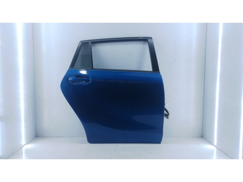 Recambio de puerta trasera derecha para toyota verso (_r2_) 1.6 d4-d (war20_) referencia OEM IAM   