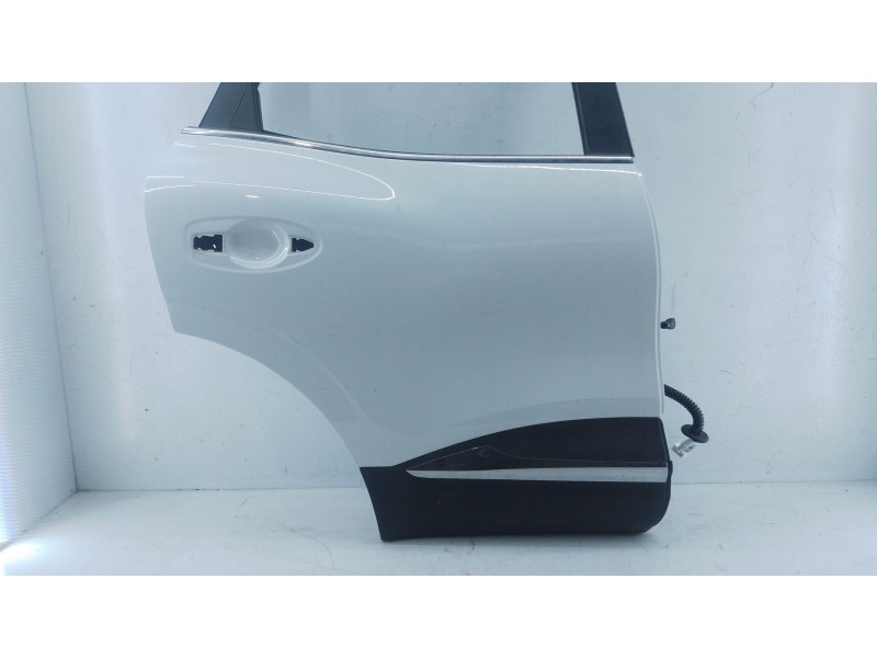 Recambio de puerta trasera derecha para renault kadjar (ha_, hl_) 1.5 dci 110 (hla3) referencia OEM IAM   
