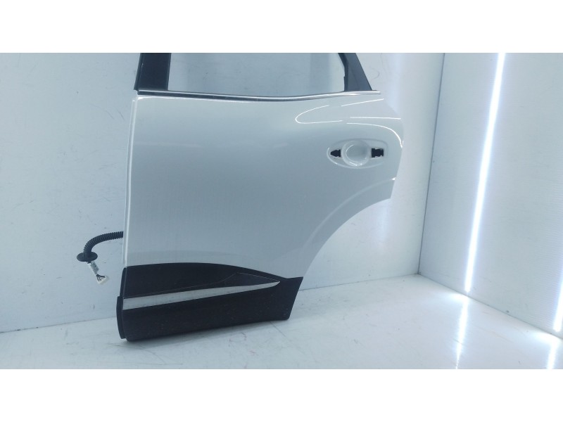 Recambio de puerta trasera izquierda para renault kadjar (ha_, hl_) 1.5 dci 110 (hla3) referencia OEM IAM   