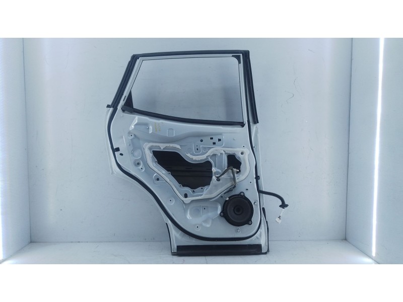 Recambio de puerta trasera izquierda para renault kadjar (ha_, hl_) 1.5 dci 110 (hla3) referencia OEM IAM   