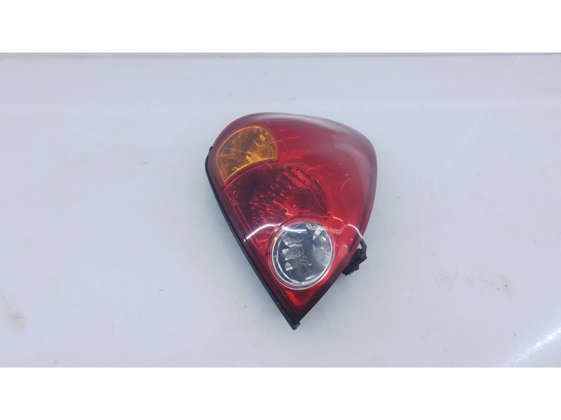 Recambio de piloto trasero derecho para mitsubishi l 200 (ka0/kb0) cabina doble intense 4x4 referencia OEM IAM   