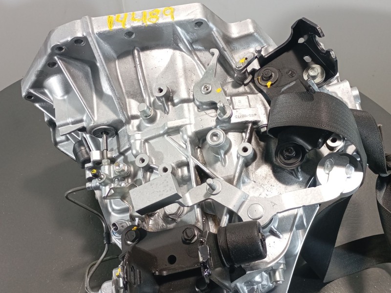 Recambio de caja cambios para toyota auris (_e18_) 1.4 d-4d (nde180_) referencia OEM IAM 12EPP30  