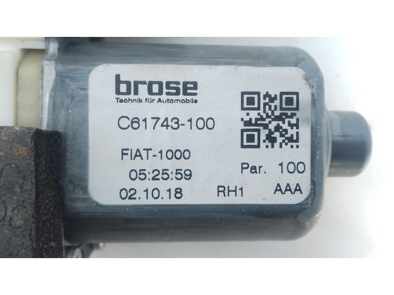 Recambio de motor elevalunas delantero derecho para jeep compass (mp, m6, mv, m7) 1.4 multiair referencia OEM IAM   