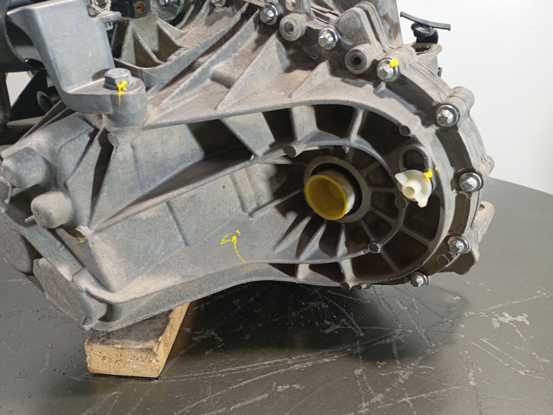 Recambio de caja cambios para renault megane iii hatchback (bz0/1_, b3_) 1.6 dci (bz00, bz12, bz13) referencia OEM IAM TL4040  