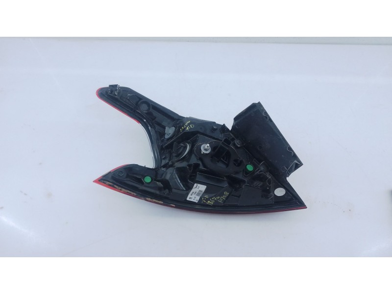 Recambio de piloto trasero derecho para peugeot 308 ii (lb_, lp_, lw_, lh_, l3_) 1.5 bluehdi 100 referencia OEM IAM   