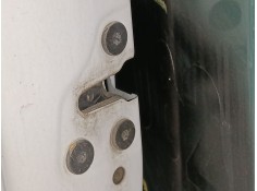 CERRADURA PUERTA TRASERA IZQUIERDA 