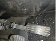 PEDAL ACELERADOR 180027179R 