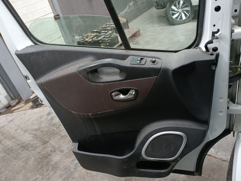 Recambio de guarnecido puerta delantera izquierda para fiat talento autobús (296_) 1.6 d referencia OEM IAM   