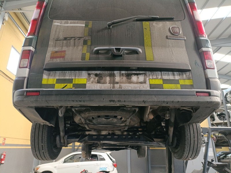 Recambio de paragolpes trasero para fiat talento autobús (296_) 1.6 d referencia OEM IAM   