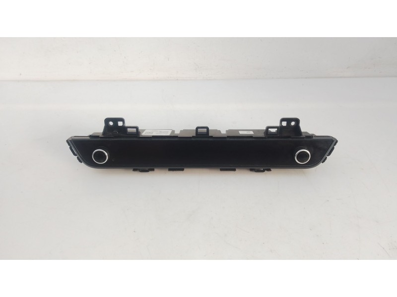 Recambio de mando climatizador para kia sportage 1.6 crdi mhev mhev m63a18 referencia OEM IAM 96540P1000FHL  