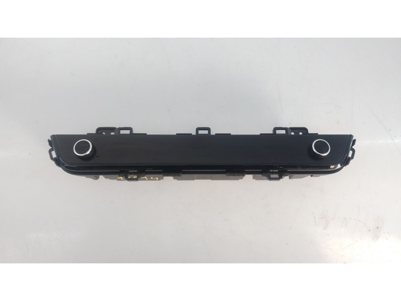 Recambio de mando climatizador para kia sportage 1.6 crdi mhev mhev m63a18 referencia OEM IAM 96540P1000FHL  