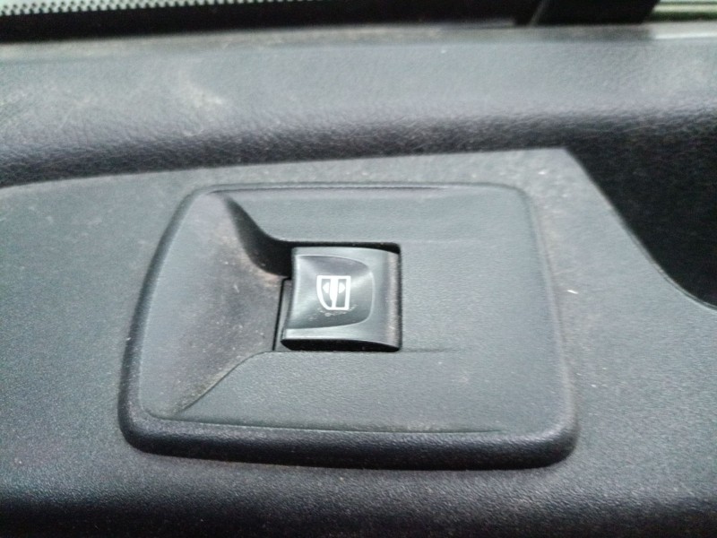 Recambio de mando elevalunas delantero derecho para fiat talento autobús (296_) 1.6 d referencia OEM IAM   