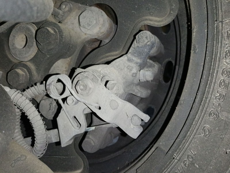 Recambio de pinza freno trasera derecha para fiat talento autobús (296_) 1.6 d referencia OEM IAM   