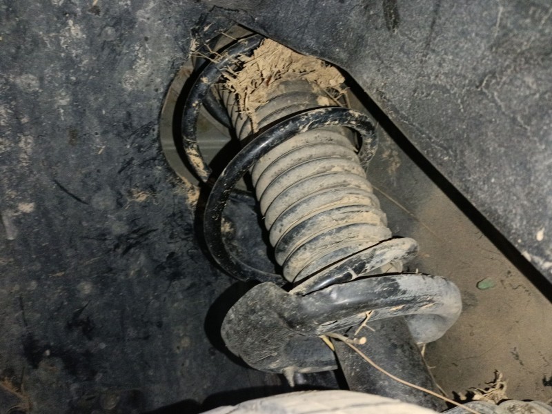 Recambio de amortiguador trasero izquierdo para jeep renegade suv (bu, b1, bv) 1.6 crd referencia OEM IAM   