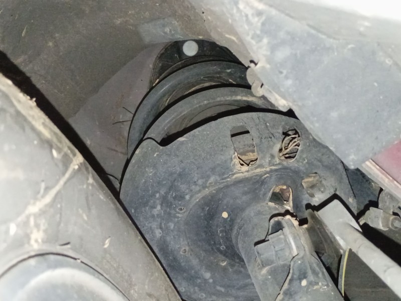 Recambio de amortiguador delantero derecho para lexus ux (_aa1_, _ah1_, _ma1_) 250h (mzah10) referencia OEM IAM   