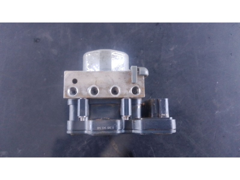 Recambio de abs para toyota auris (_e18_) 1.4 d-4d (nde180_) referencia OEM IAM   