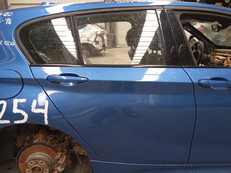 Recambio de puerta trasera derecha para bmw 1 (f20) 118 d referencia OEM IAM   