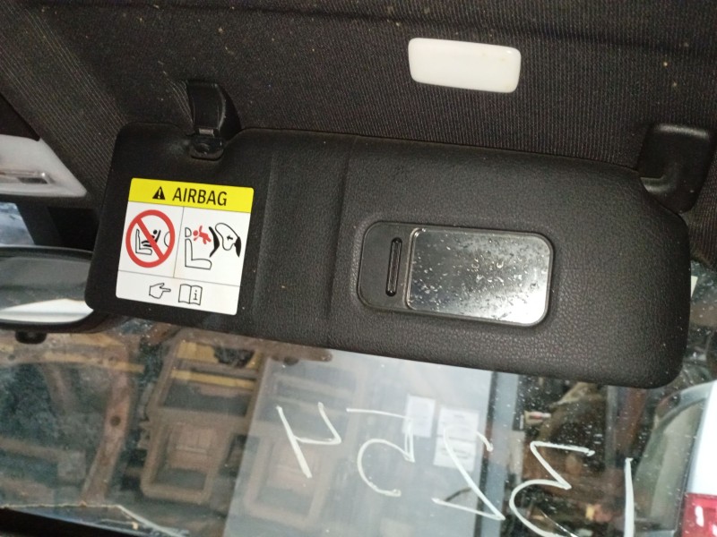 Recambio de parasol derecho para bmw 1 (f20) 118 d referencia OEM IAM   