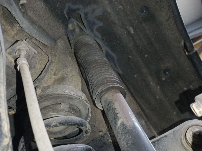 Recambio de amortiguador trasero derecho para hyundai tucson (tl, tle) 1.7 crdi referencia OEM IAM   