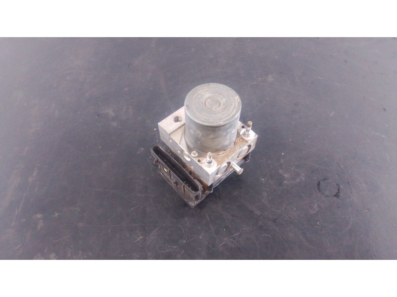 Recambio de abs para hyundai santa fé ii (cm) 2.2 crdi gls 4x4 referencia OEM IAM 589102B850 0265235070 