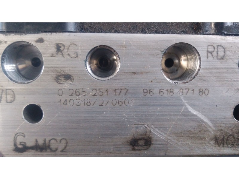 Recambio de abs para fiat scudo autobús (270_, 272_) 2.0 d multijet referencia OEM IAM 9661887180 0265251177 