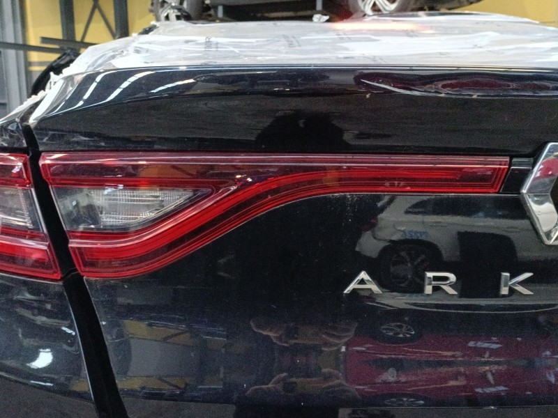 Recambio de piloto trasero izquierdo porton para renault arkana i (lcm_, ldn_) 1.6 e-tech 145 (ldmu) referencia OEM IAM   