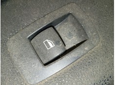 Recambio de mando elevalunas trasero izquierdo para bmw x3 (e83) 2.0 d referencia OEM IAM   
