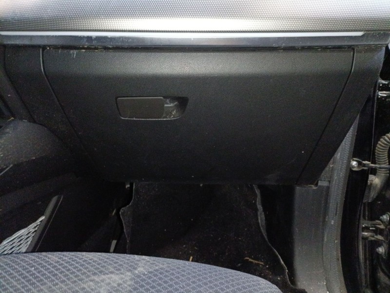 Recambio de guantera para renault arkana i (lcm_, ldn_) 1.6 e-tech 145 (ldmu) referencia OEM IAM   