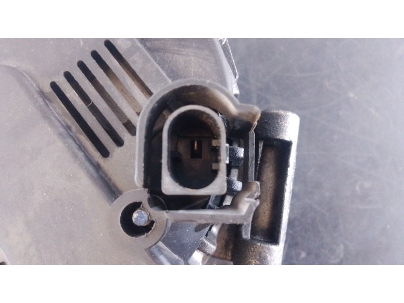 Recambio de alternador para mercedes-benz clase e coupé (c207) e 250 cdi / bluetec / d (207.303, 207.304) referencia OEM IAM   