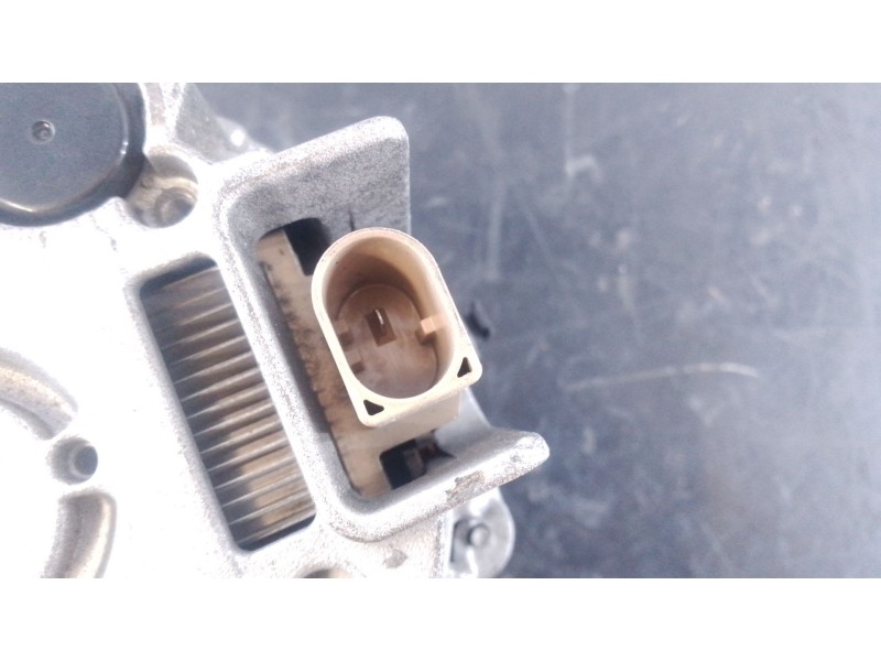 Recambio de alternador para jaguar xe (x760) 2.0 d referencia OEM IAM   