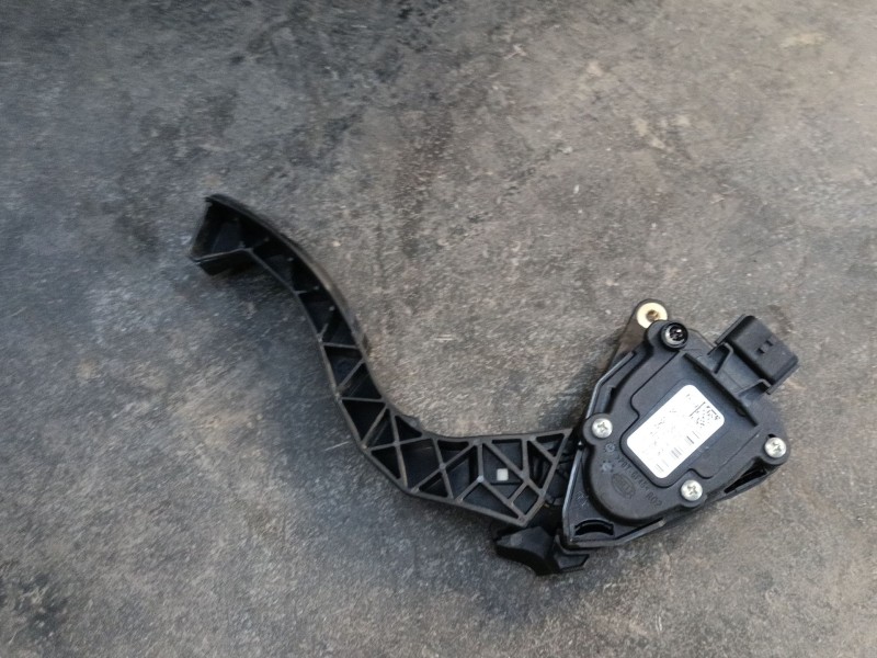 Recambio de pedal acelerador para renault arkana i (lcm_, ldn_) 1.6 e-tech 145 (ldmu) referencia OEM IAM 180108467R 6PV01290203 