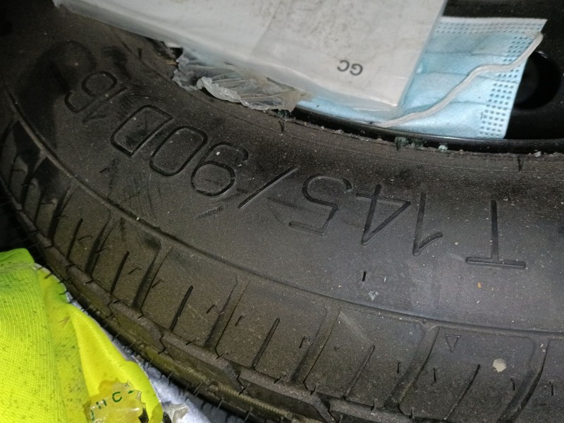 Recambio de neumatico repuesto para renault arkana i (lcm_, ldn_) 1.6 e-tech 145 (ldmu) referencia OEM IAM T145/90/16  