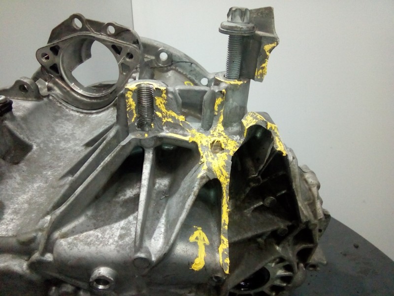 Recambio de despiece caja cambios para mercedes-benz clase cla (w117) cla 220 cdi (117.303) referencia OEM IAM 724003 DESPIECE M