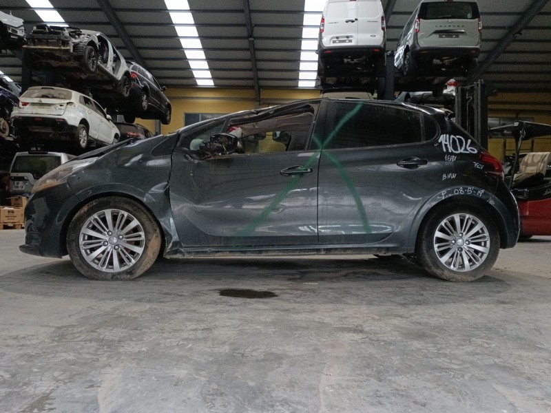 peugeot 208 i (ca_, cc_) del año 2017