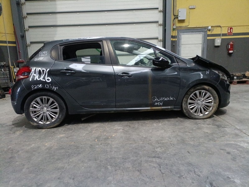 peugeot 208 i (ca_, cc_) del año 2017