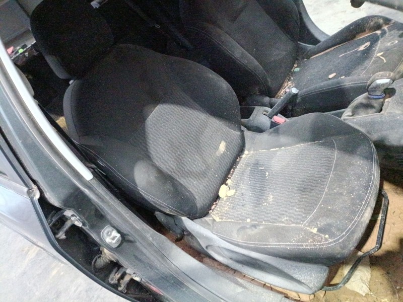 peugeot 208 i (ca_, cc_) del año 2017