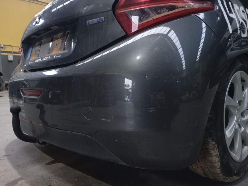 Recambio de paragolpes trasero para peugeot 208 i (ca_, cc_) 1.6 hdi / bluehdi 75 referencia OEM IAM   